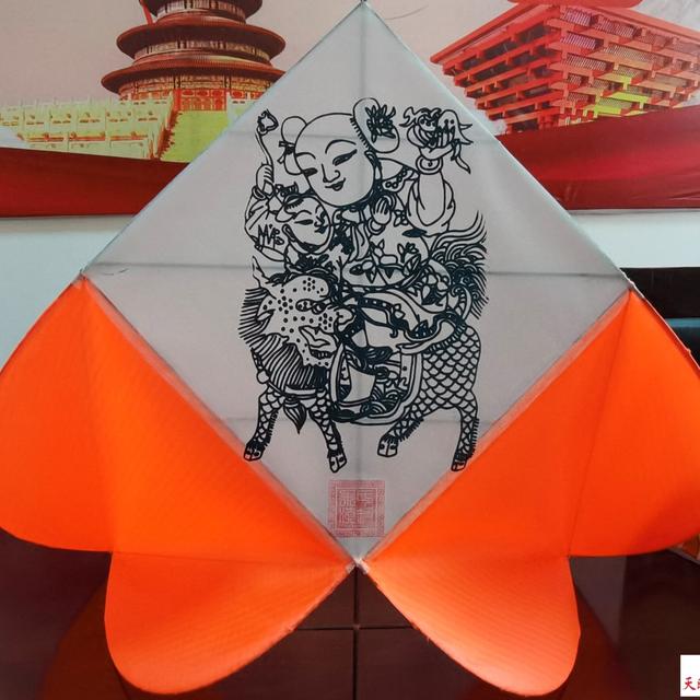 風(fēng)箏制作與放飛——長壽路社區(qū)“非遺進社區(qū)，文化共傳承”傳統(tǒng)技藝學(xué)堂活動
